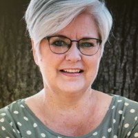 Debbie Van Manen