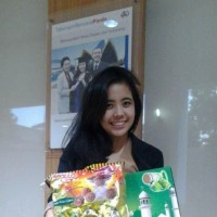 Putri Cyndy Larisa
