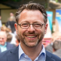 Ulf-Hendrik Schrader