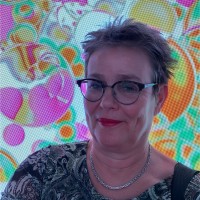 Corine Homburg