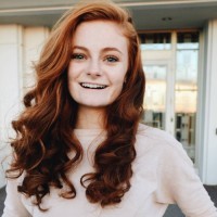 April Vanslochteren