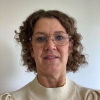 Linda H.