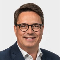 Simon Baumgartner Mrics