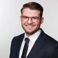 Dr. Frederic Crimmann