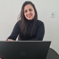 Thais Peres