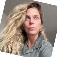 Gloria María Díez Echavarrìa