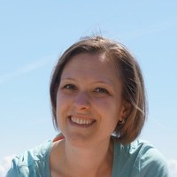 Laura van den Hoven