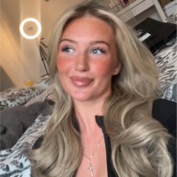 Holly - Elizabeth Buckley