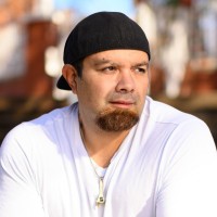Dax Flores
