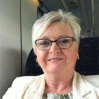 Anita Vanelderen