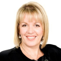 Louisa Hinchen (MBA)