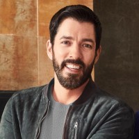 Drew ScottDrew Scott is an Influencer