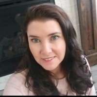 Julie Hendricks