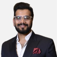 Dr. Chahat Saxena