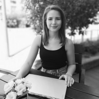 Mia Orbán