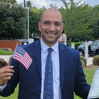 Luis H.