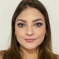 Nicole Queiroz