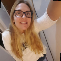 Daniela paola Commageille