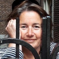 Claudia van der Werf