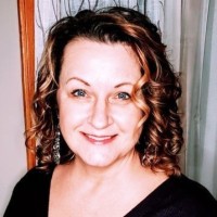 Terri Van Dee