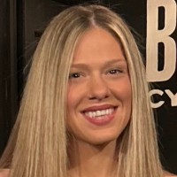 Amanda Castelli