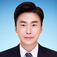 Seunghoon Lee