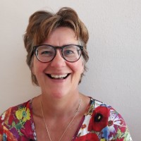 Monique Uhl