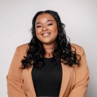 Melissa Penicela Chisoko, COM