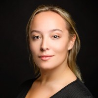 Marianne James