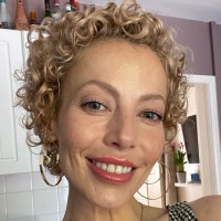 Louise Faulkner