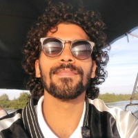 Gab Menezes Dias
