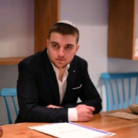 Eitan Akrish