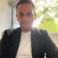 César A. Moreno López
