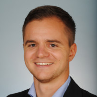 Niklas Naake