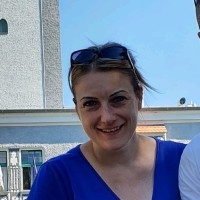 Adrienn Zsömbör