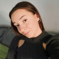 Roxana Enake
