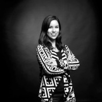 MIRYAM FLORES