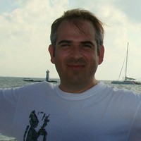 César Christian Holote Larrosa