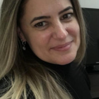 Renata Toledo