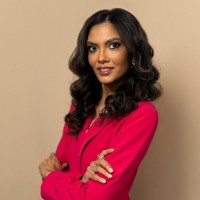 Cristiane Pires McNaughton