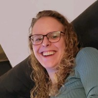 Lisa Seller
