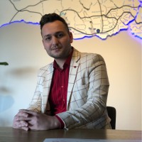 Kamran Marketing and Sales Specialist