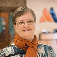 Sandra Caston
