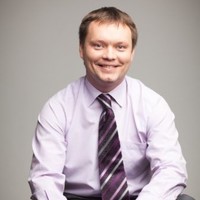 Роман Новиков