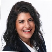 Leticia Gonzalez Reinke, Med. Ba.