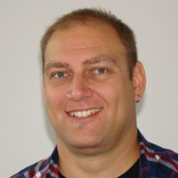 Dominic Hüni