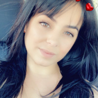 Claudia Pinon