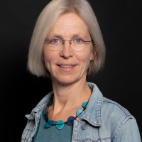 Liesbeth Bos