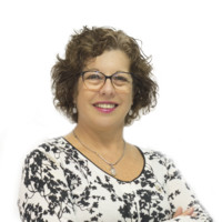 Esther María Languillet Brañas