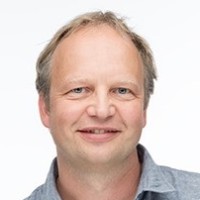 Kaare M Knudsen